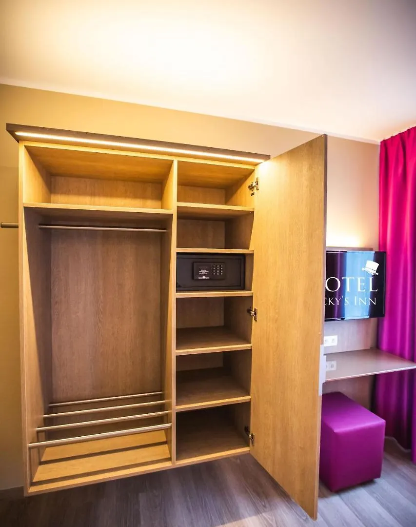 Hotel Luckys Inn Amburgo 3*,