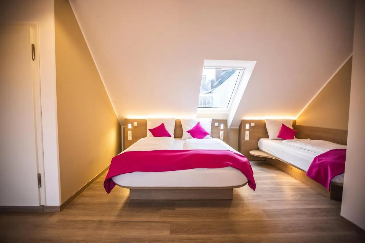 Hotel Luckys Inn Amburgo 3*,  Germania